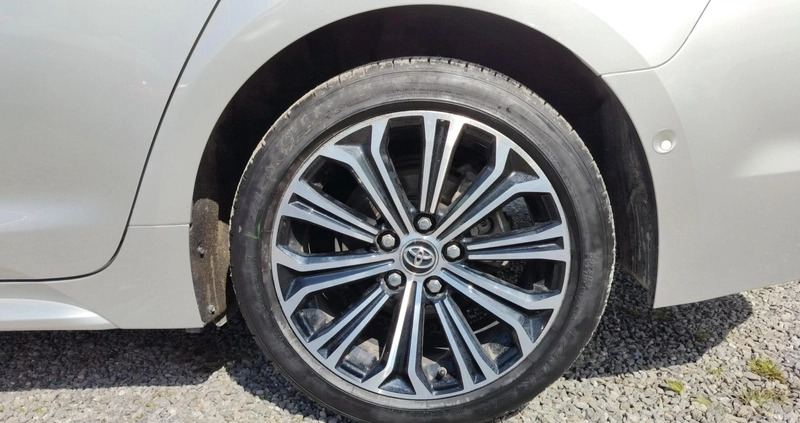 Toyota Corolla cena 93900 przebieg: 52970, rok produkcji 2019 z Sępopol małe 326